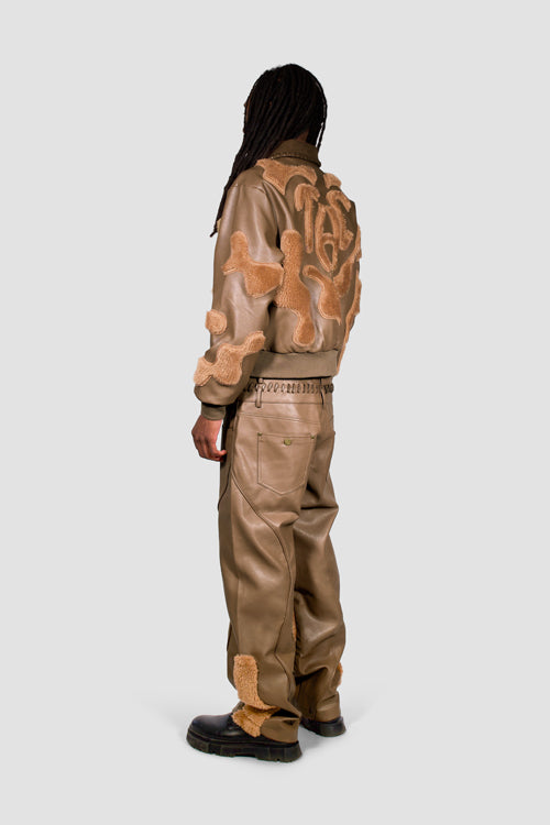 Tarnjacke aus Kunstpelz, veganem Leder