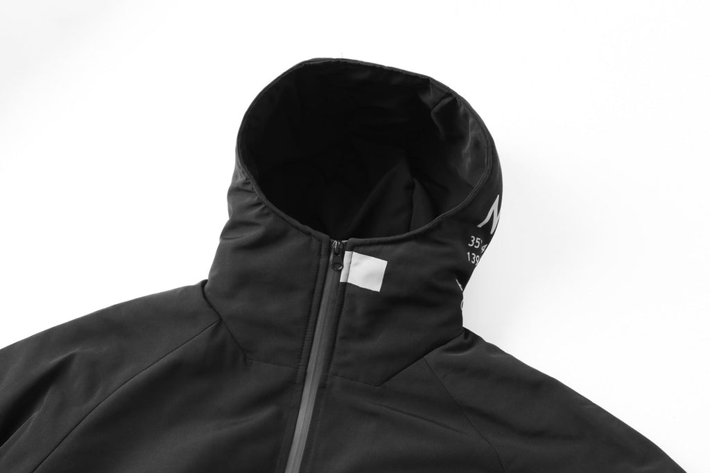 Schwarze Winter-Parkajacke aus Tokio
