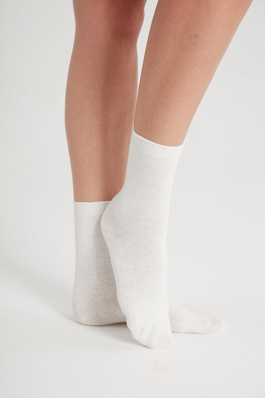 3-Pack Women's Hemp Crew Socks - Granted Quality 