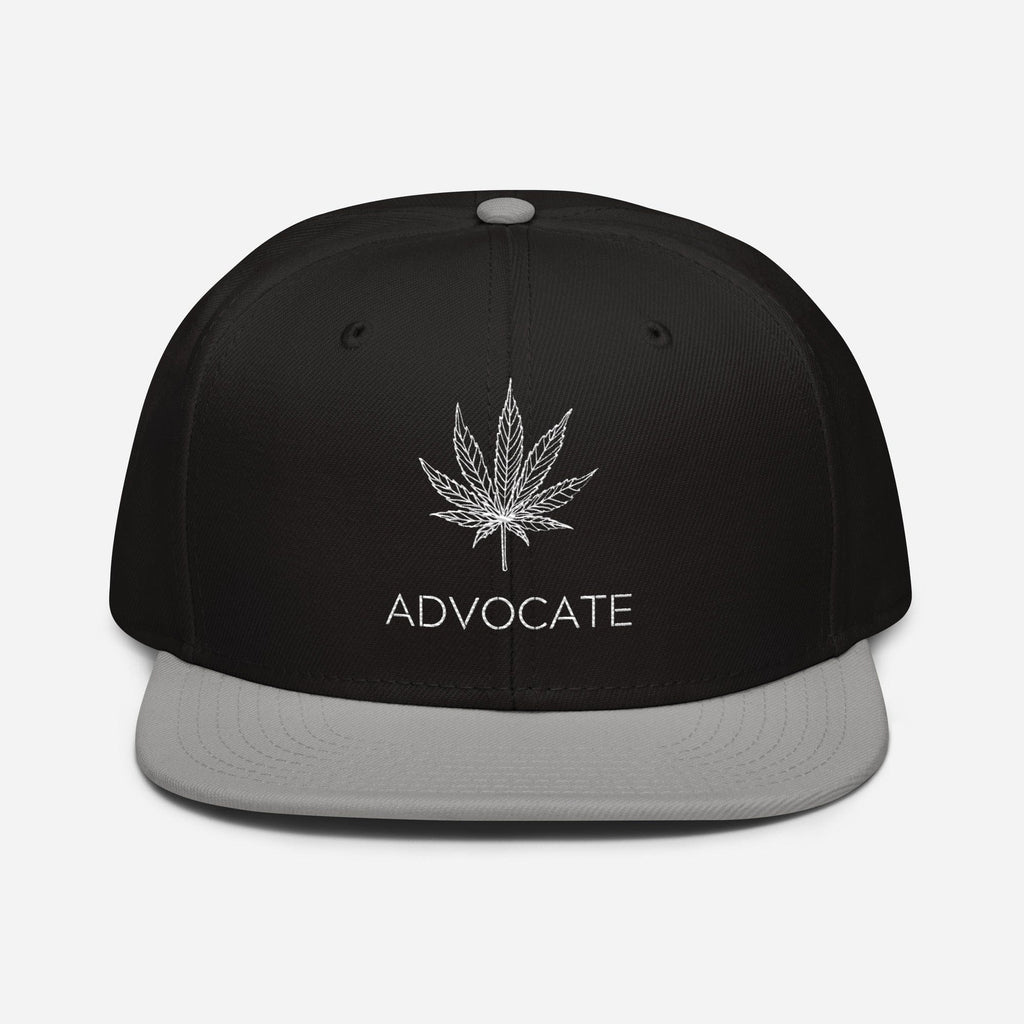 Elegante Befürworter-Snapback-Mütze mit Cannabisblatt-Motiv