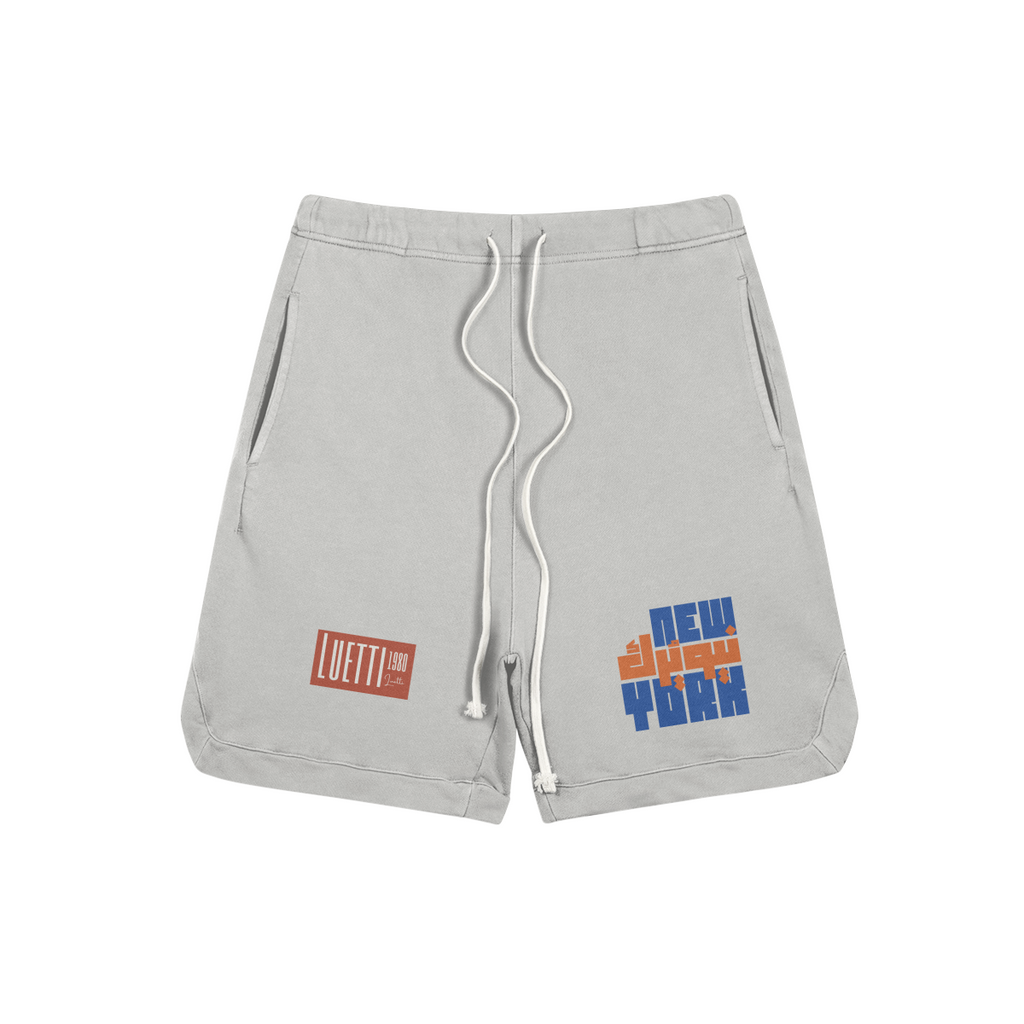 New Yorker Shorts mit arabischer Kufi-Schrift und abgeschnittenen Ecken